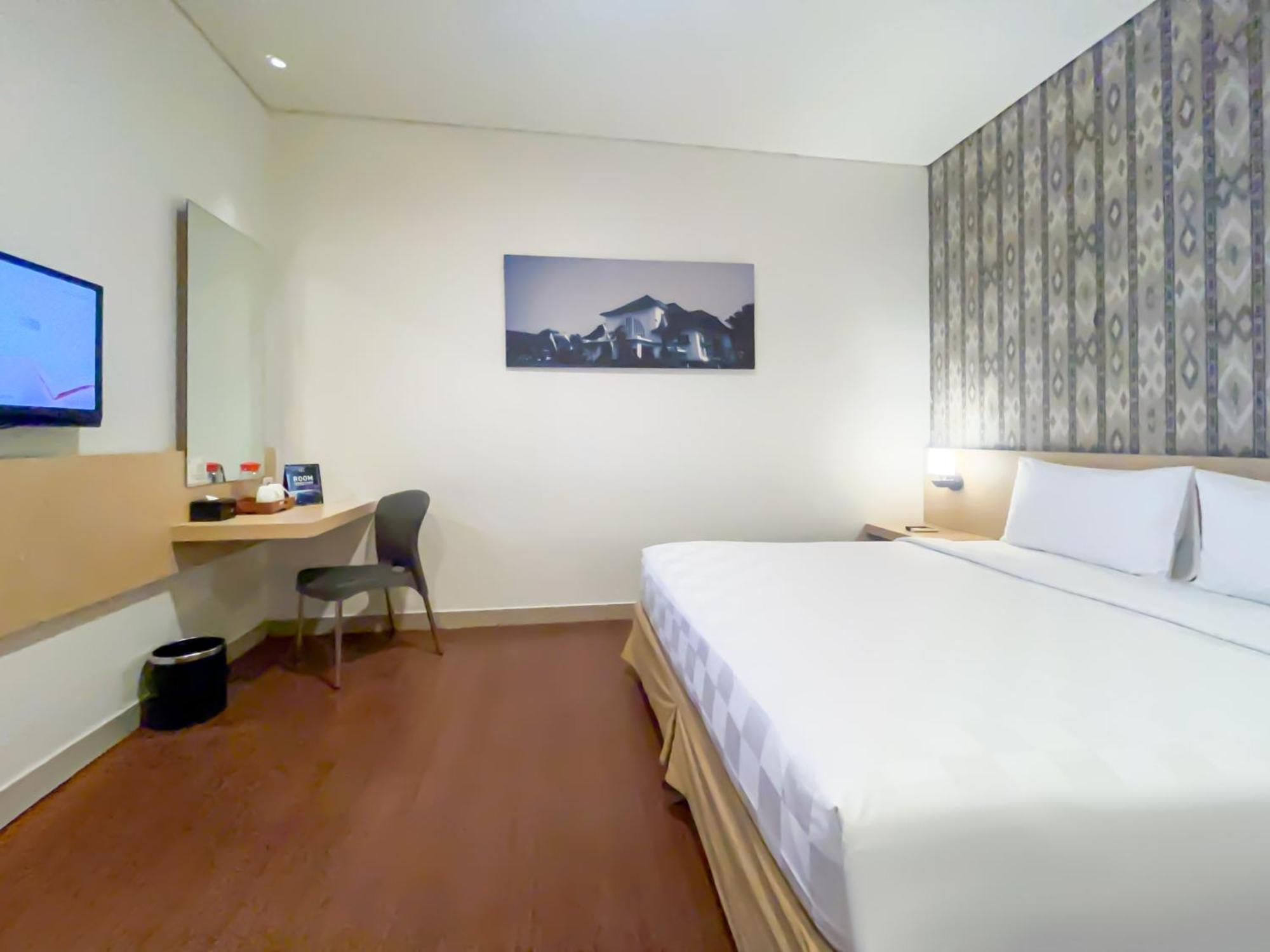 Hotel 88 Embong Malang Tunjungan Surabaya By Wh - Breakfast With The Best View On The Highest Floor And Strategic Location In The City Center מראה חיצוני תמונה